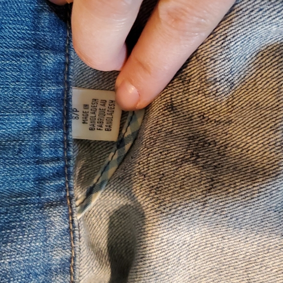 Levi's Jean Jacket with Pins - Picture 6 of 7